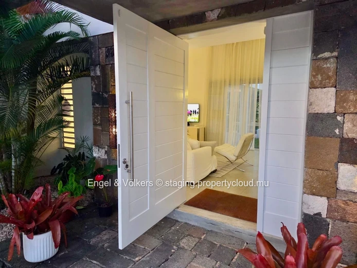 Exceptional and Spacious Villa in Forêt Daruty