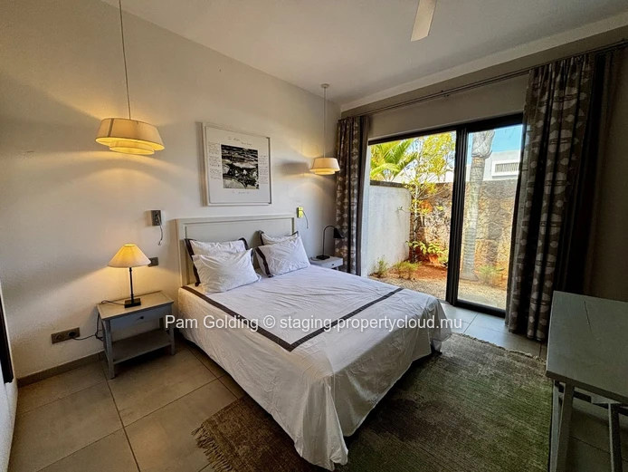 Single-Storey Villa for Sale in Royal Park Balaclava – 3-Bedroom Home
