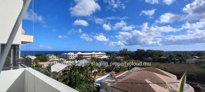 Spacious Penthouse Living in Sought-After Tamarin