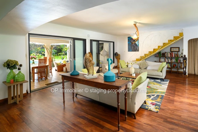 Luxurious Furnished House with Private Pool in Calodyne - Rs 250,000 - Close to Schools, Shops, and Golf Course!