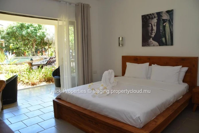 Maison d’Hôtes de 20 Chambres à Vendre à Péreybère