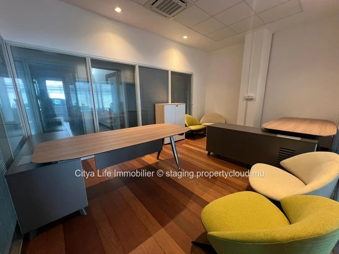 Modern Office Space for Rent in Prime Grand Baie Location - 300m² Semi-Furnished for Rs 230,000!