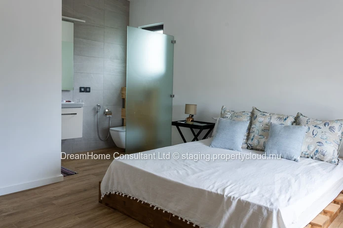 Spacious R+2 Apartment with Stunning Views
