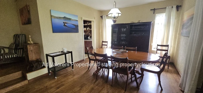 Charmant Duplex à Vendre à Floréal