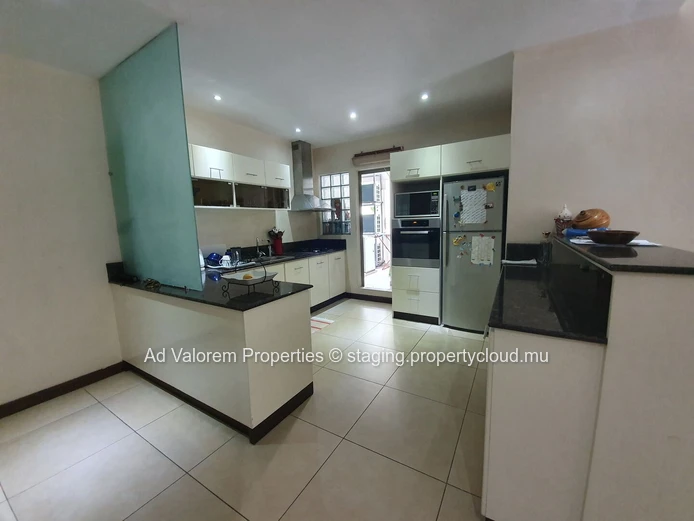Beautiful Apartment for Sale in Rivière Noire (Sole Mandate)