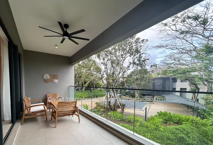 Invest in O Petit Parc – Contemporary 3-Bedroom Apartment in a Secure Estate