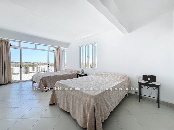 Maison spacieuse de 300 m² dans un quartier calme