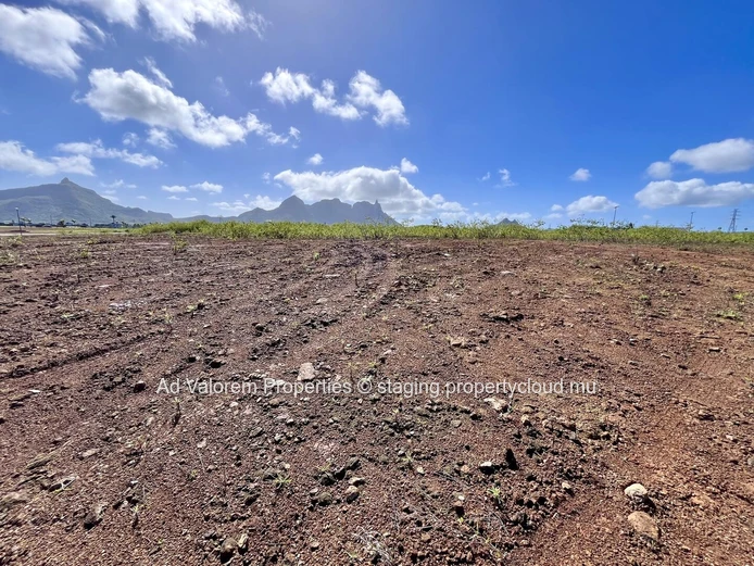50-Perch Commercial Plot | L’Avenir, Moka