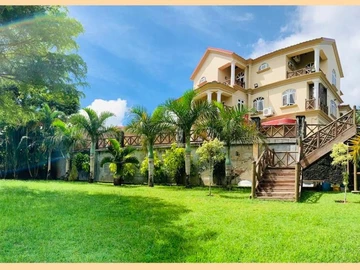 4 Bedroom Villa
