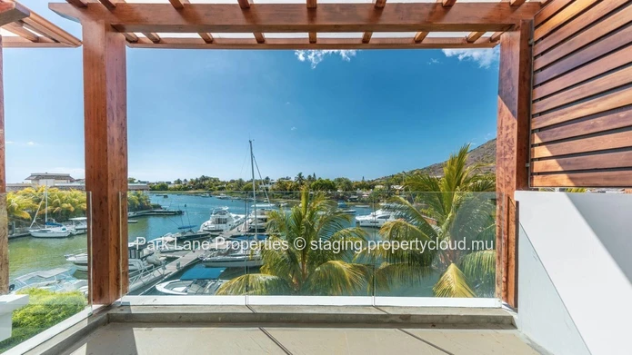 Unique RES Marina penthouse