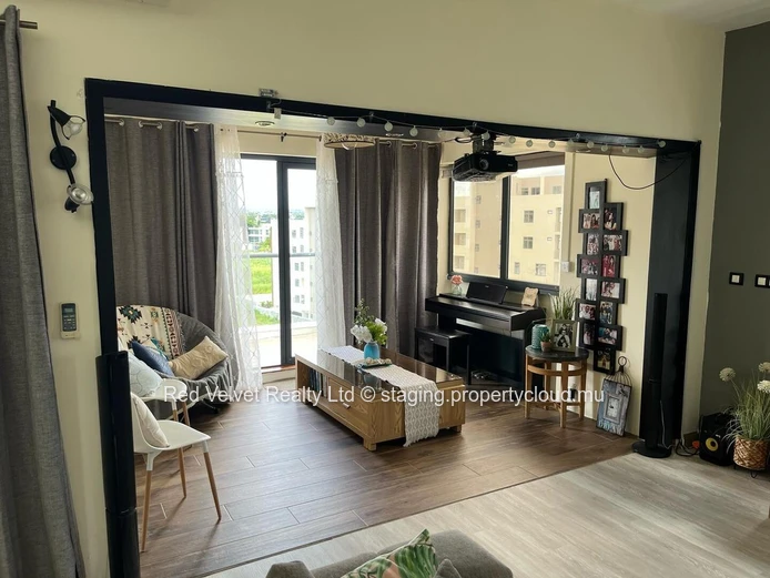 For Sale  –Elegant and Luxurious Penthous 3 Bedrooms - Rs 16M - Sodnac, Quatre Bornes
