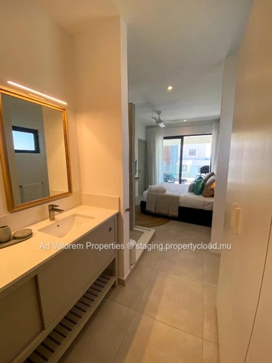 Unique Opportunity - Stunning 3-Bedroom Beachfront Apartment in Poste Lafayette (Sole Mandate)