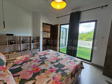 4 Bedroom Villa