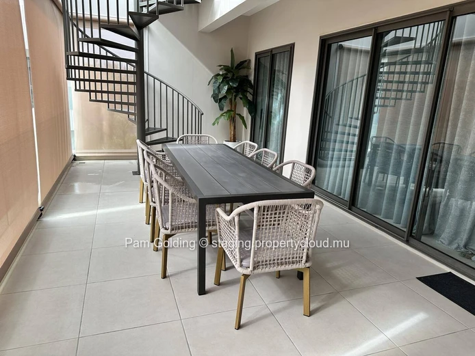À vendre – Penthouse de luxe 4 chambres à Grand Baie, La Pointe Luxury Apartments