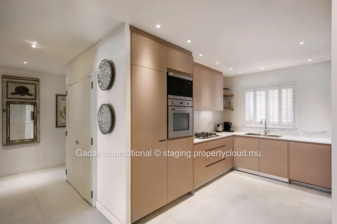 Velvet 1202 : Apartment with sea view & private pool at Beau Champ