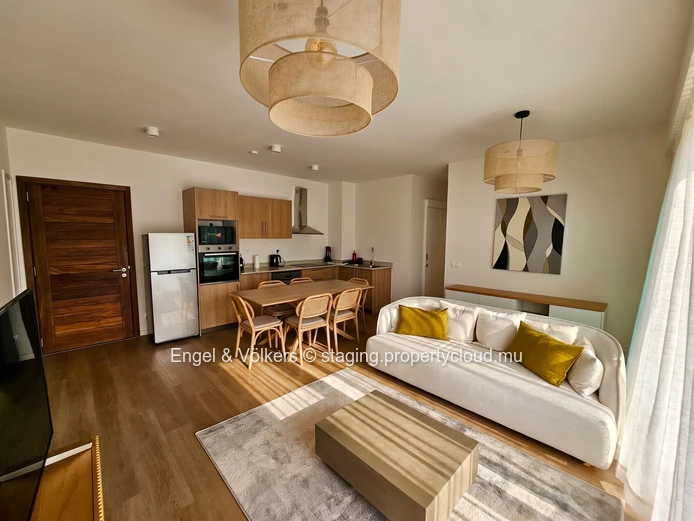 FOR RENT - 4 Bedrooms apartment in Tamarin