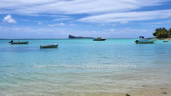 Villa Neuve De 4 Chambres Bien Située A Pereybere – Ile Maurice