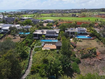 6 Bedroom Villa
