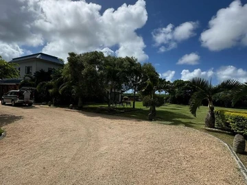 5 Bedroom Villa