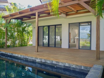 4 Bedroom Villa