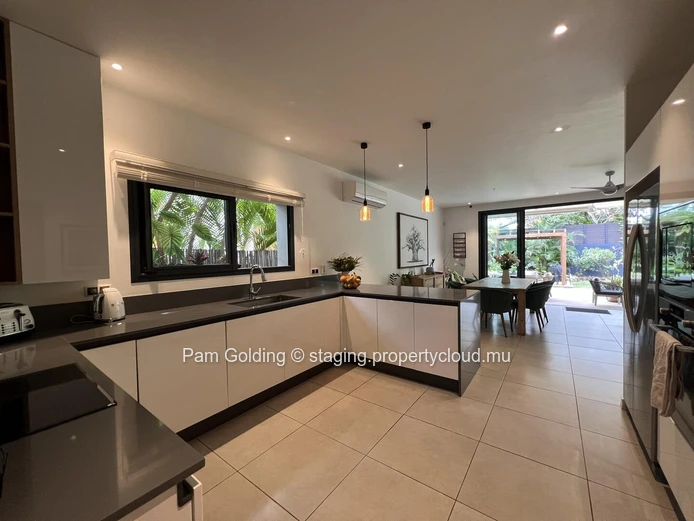 Private 3-Bedroom Villa in Akasha, Cap Tamarin – Pool, Garden & Family-Friendly Living