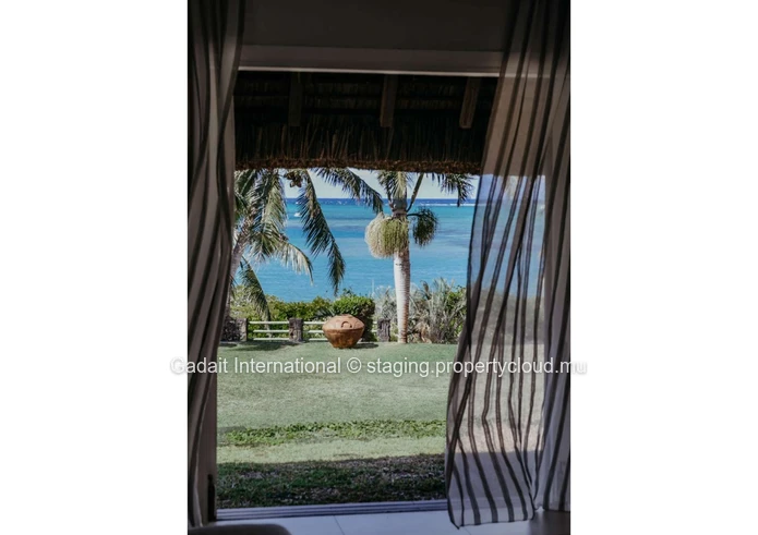 Luxury villa for short-term rental in Montagu – Lagoon view & private chef