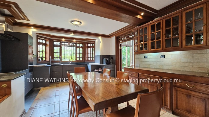 Exceptional 4-Bedroom Residence for Sale in Floréal