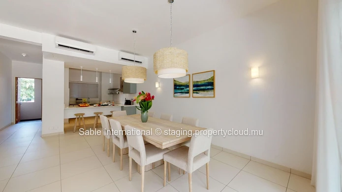 Appartement R+2 à vendre à Péreybère, 143m², 3 chambres, piscine commune, parking sécurisé, proche des commodités. Pr...