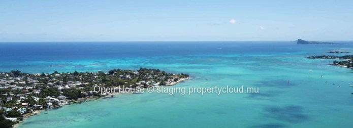 BAY SIDE - GRAND BAIE - 3 bedroom Penthouse