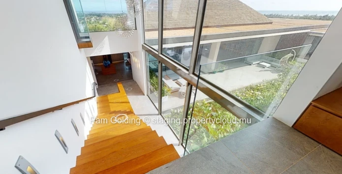 Villa Contemporaine de cinq chambres a vendre a Villa Valriche