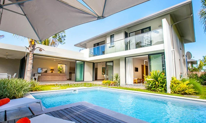 VILLA PDS à vendre à Rivière Noire - Black River, 223m², terrain 688m², 4 chambres, piscine privée, accessible aux ét...