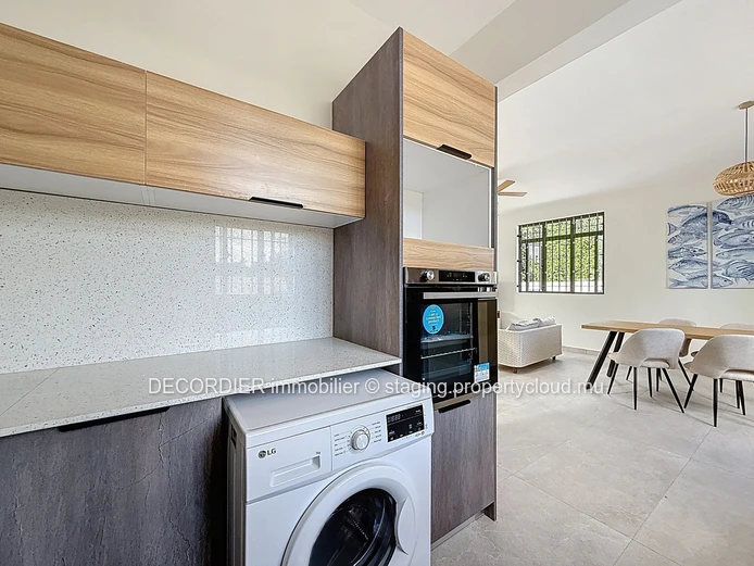 Modern villa with pool in a peaceful setting – Off-Plan sale