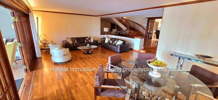 Nestled in one of the most prestigious and residential neighborhoods of Floréal, this unique property of around 800 m...