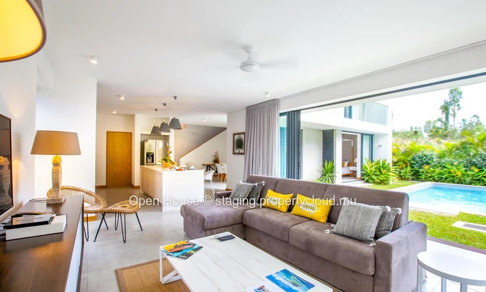 VILLA PDS à vendre à Rivière Noire - Black River, 223m², terrain 688m², 4 chambres, piscine privée, accessible aux ét...