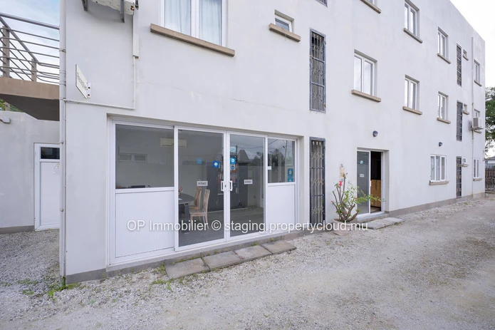 Apartment building for sale