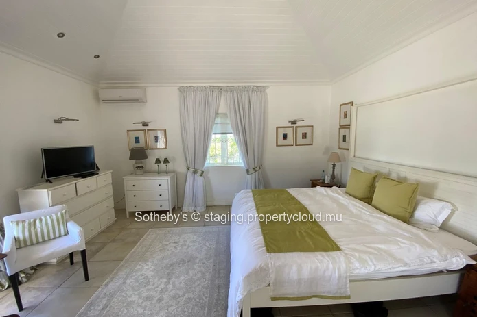 Colonial Style Living