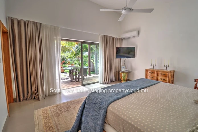 4-bedroom villa + independent studio