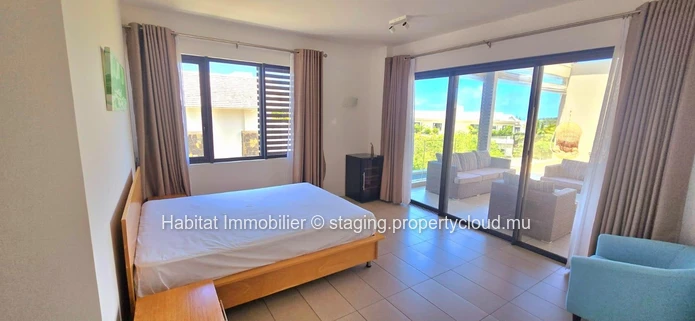 Splendide penthouse de 229 m², meublé et équipé, situé dans le domaine exclusif d'Azuri 