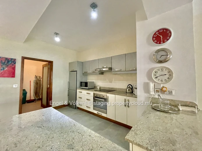 Rare Find in the North - Ocean Views and Beach Access