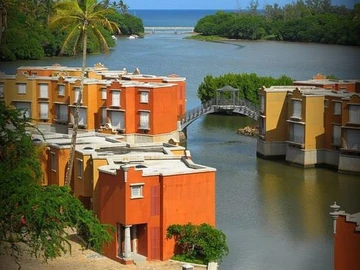 2 Bedroom Townhouse, Duplex