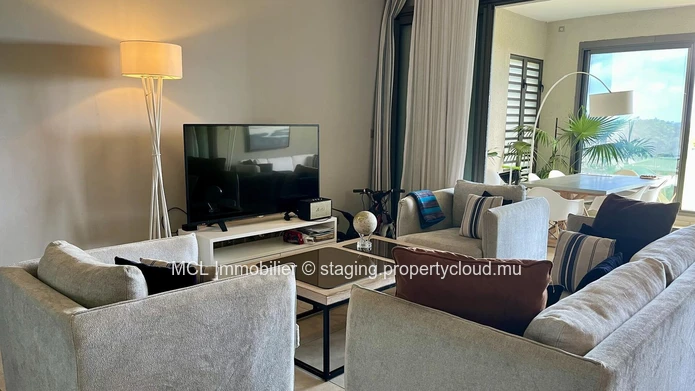 Luxurious Furnished Apartment with Pool in Balaclava