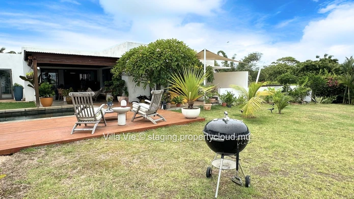 Calodyne - Belle maison familiale avec une deuxième maison et piscine (Mandat exclusif)