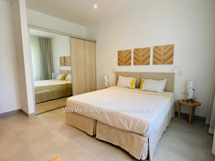 Péreybère - 3-bedroom luxury beachfront apartment (Sole Mandate)
