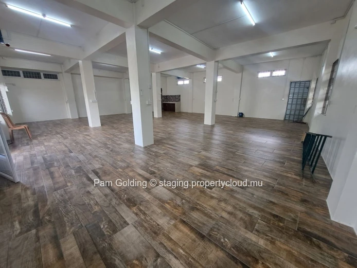 Commercial space of 128sqm for rent in Curepipe