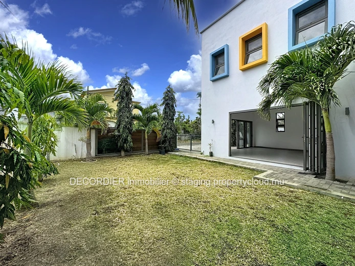 Beautiful Property for Rent – Ideal for Residential or Commercial Use