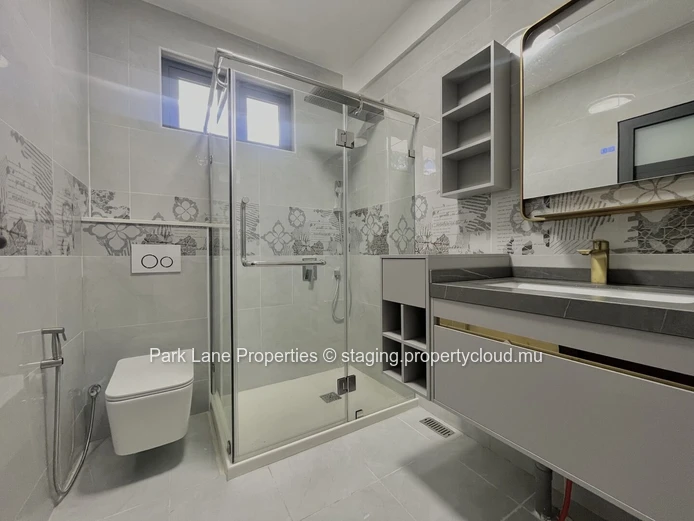 Maison de Luxe de 7 Chambres à Riambel avec Piscine Privée, à 5 Minutes de la Plage