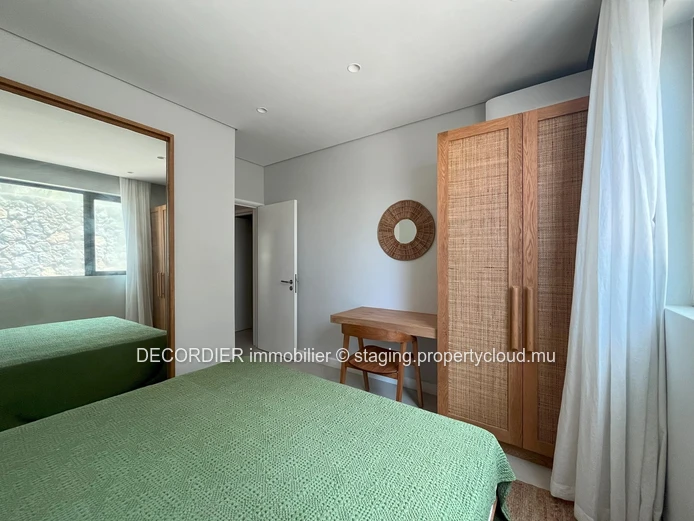For Sale – Poste La Fayette