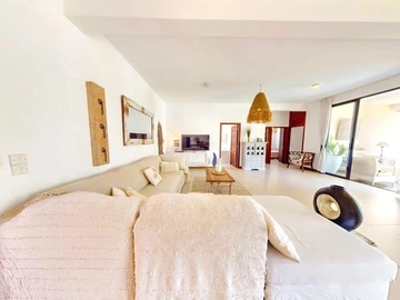 3 Bedroom Villa