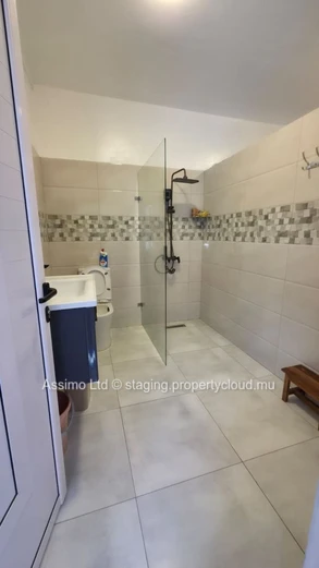 Furnished villa for rent in Grand Gaube of 210m². Rs 90,000. 