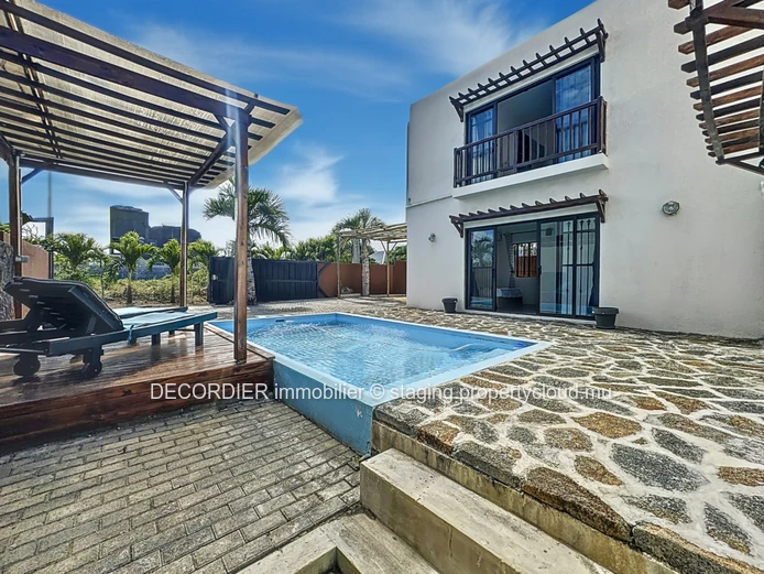 Pretty 3-bedroom house with swimming pool (Sole Mandate)